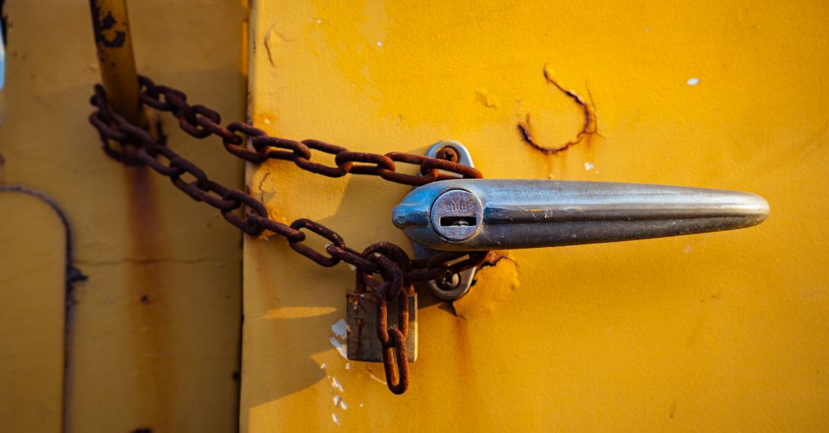 door security hardware — Top Locksmith Pro