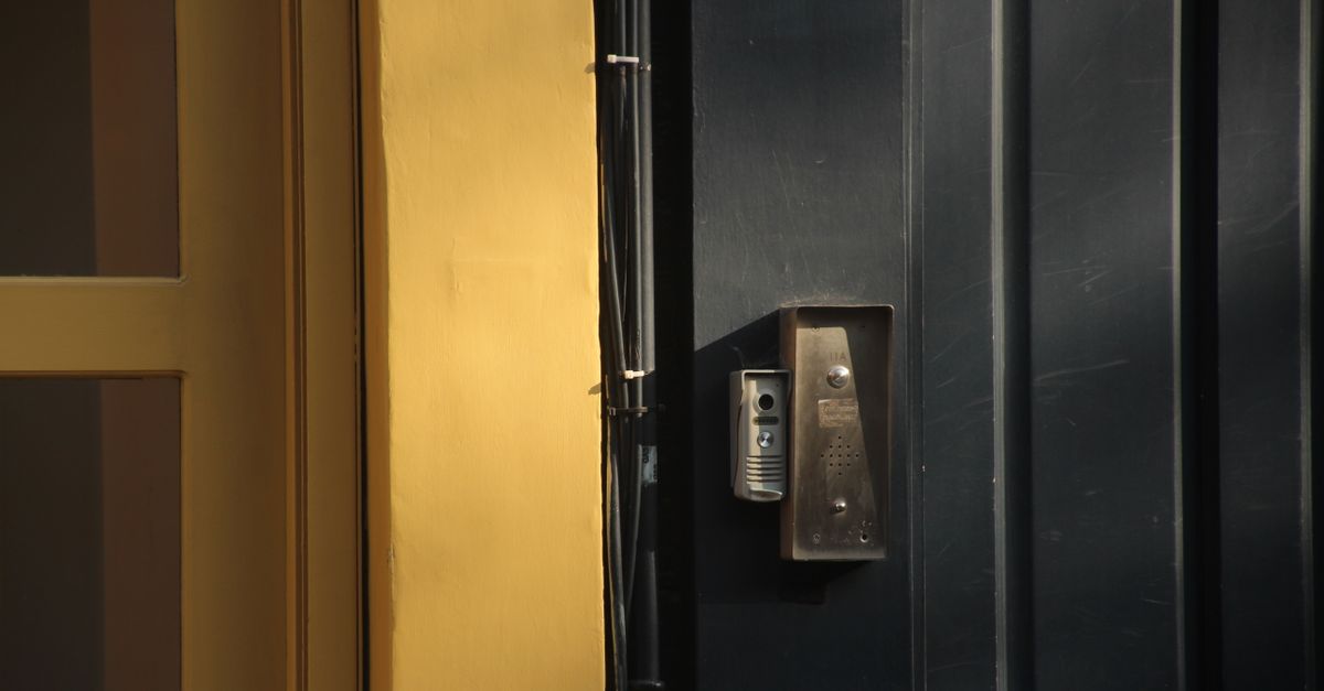 door security hardware — Top Locksmith Pro