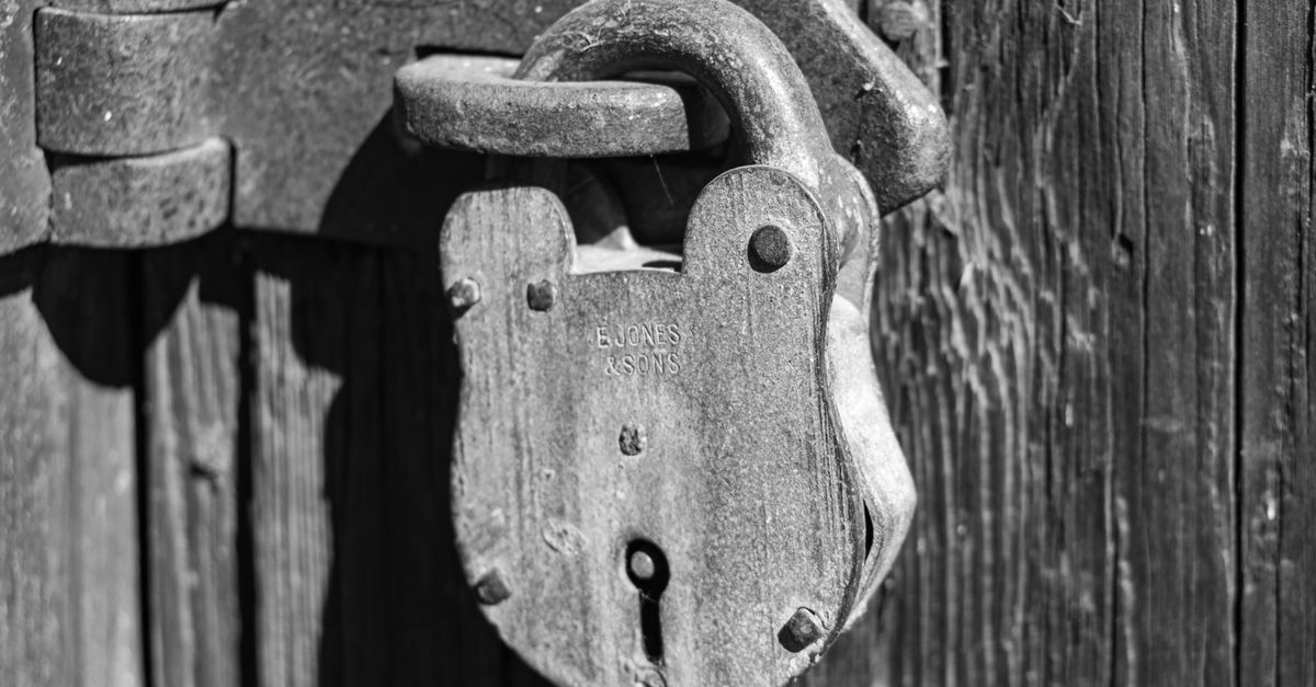 home security lock door — Top Locksmith Pro